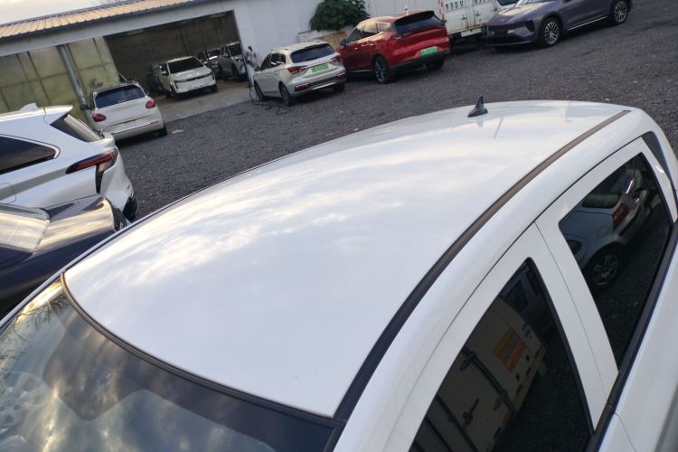 长安欧尚 奔奔E-Star 2021款 国民版 心怡版（快充版）磷酸铁锂（31.18kWh）车身外观57