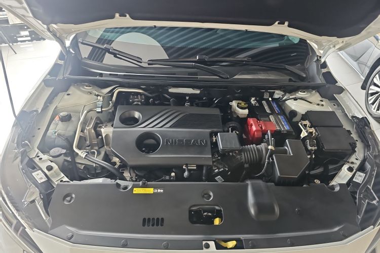 日产 轩逸 2023款 1.6L CVT悦享版机舱底盘24