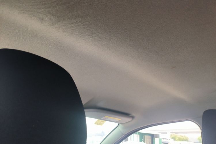 标致301 2018款 1.6L 手动舒适版中控内饰22