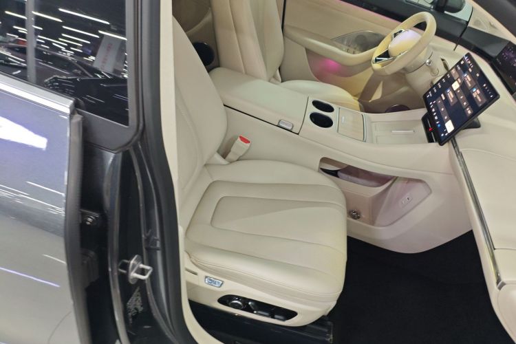 鸿蒙智行 智界R7 2024款 纯电 802km Max局部细节41