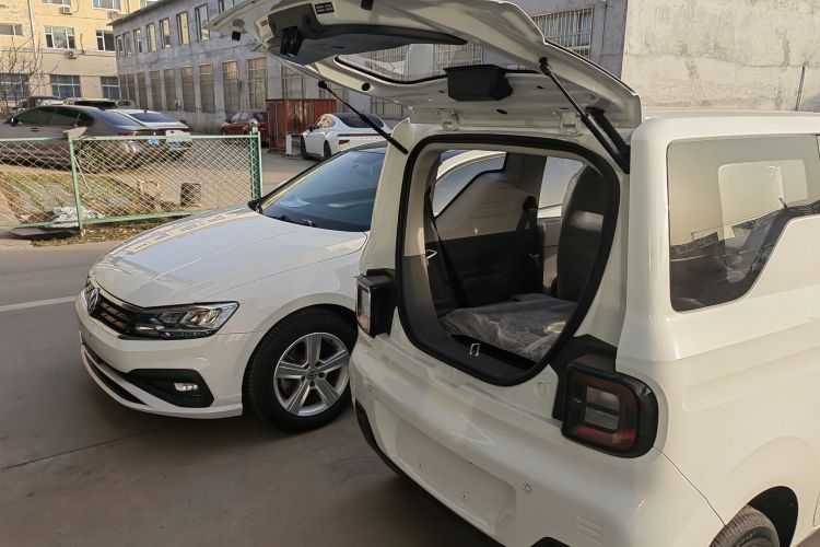 吉利银河 2024款 熊猫mini 200km 耐力熊机舱底盘23