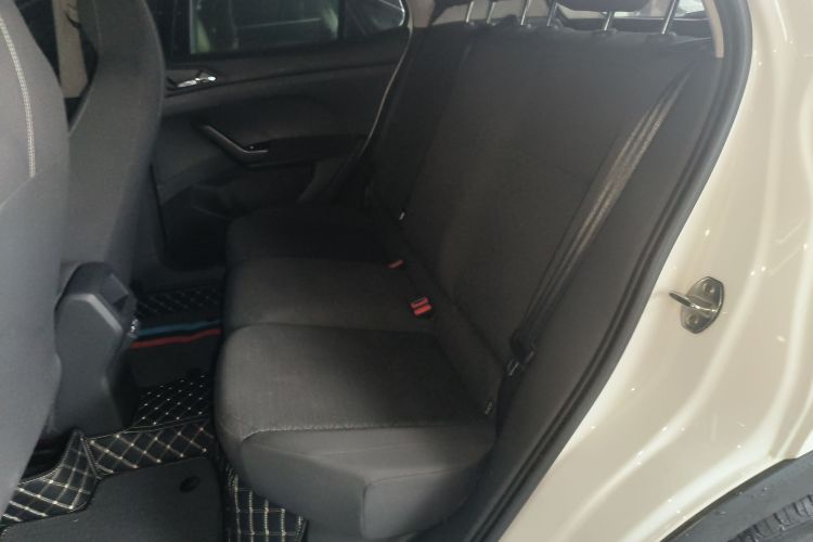 大众 途铠 2023款 1.5L 自动风尚版中控内饰7004