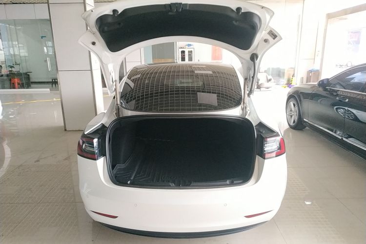 特斯拉 Model 3 2020款 改款 长续航后轮驱动版机舱底盘23