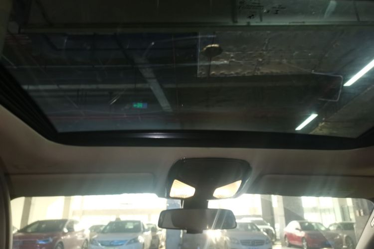 宝马3系 2021款 320Li M运动套装局部细节22