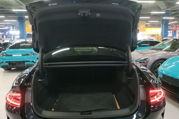 小米汽车 小米SU7 2024款 后驱长续航智驾版机舱底盘23