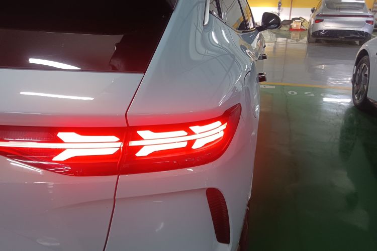 腾势N7 2023款 超长续航版车身外观6006