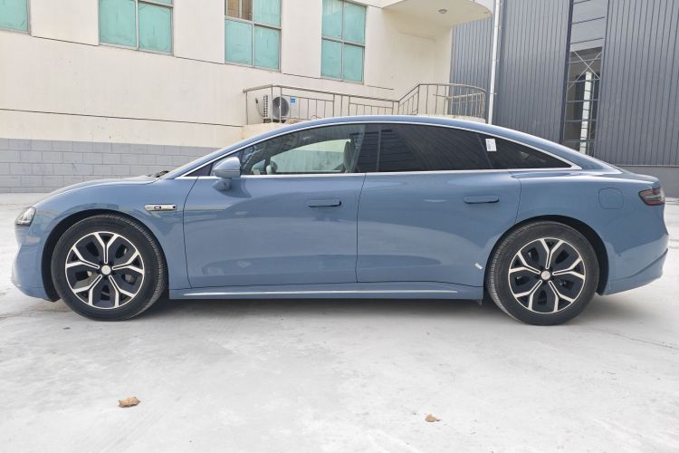 鸿蒙智行 智界S7 2024款 Pro 后驱长航版车身外观6003