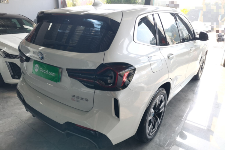 宝马iX3 2022款 改款 领先型车身外观7