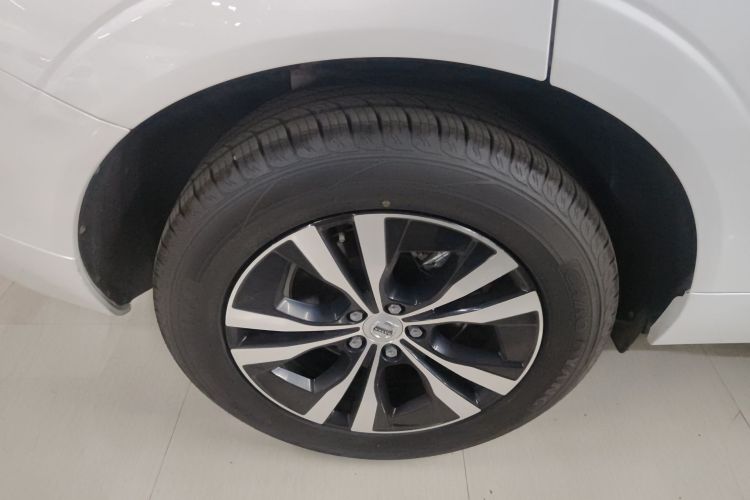 沃尔沃XC60 2024款 B5 四驱智逸豪华版车身外观6005