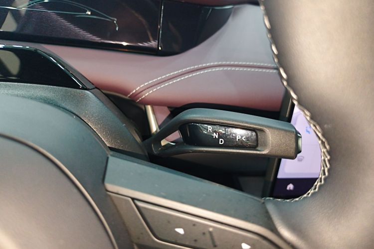 小米汽车 小米SU7 2024款 后驱超长续航高阶智驾Pro版中控内饰18