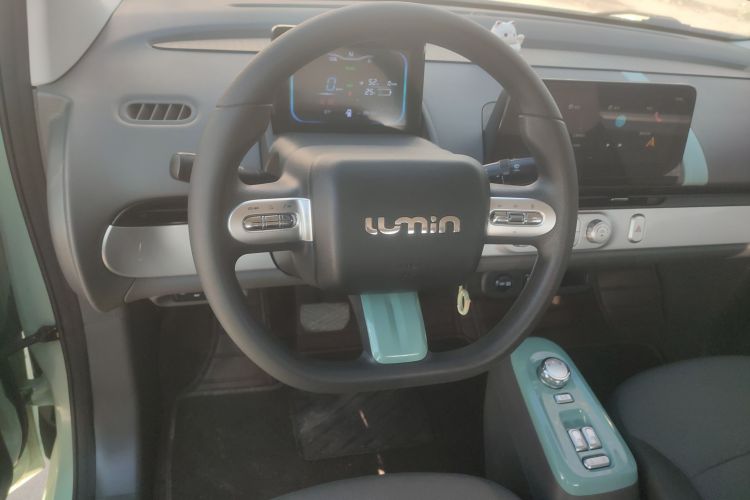 长安启源 长安Lumin 2022款 210km 香甜款中控内饰13