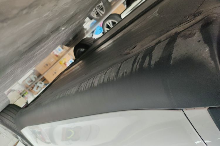 特斯拉 Model Y 2021款 标准续航后驱版局部细节9002