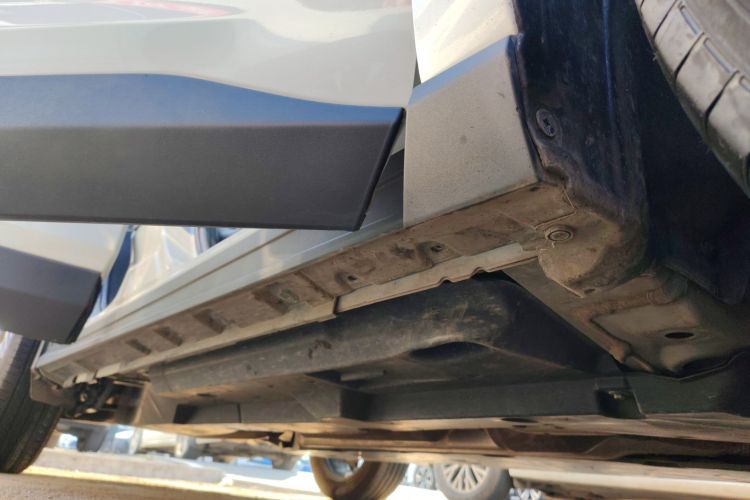 丰田 RAV4荣放 2023款 2.0L CVT四驱探险Plus版局部细节9001