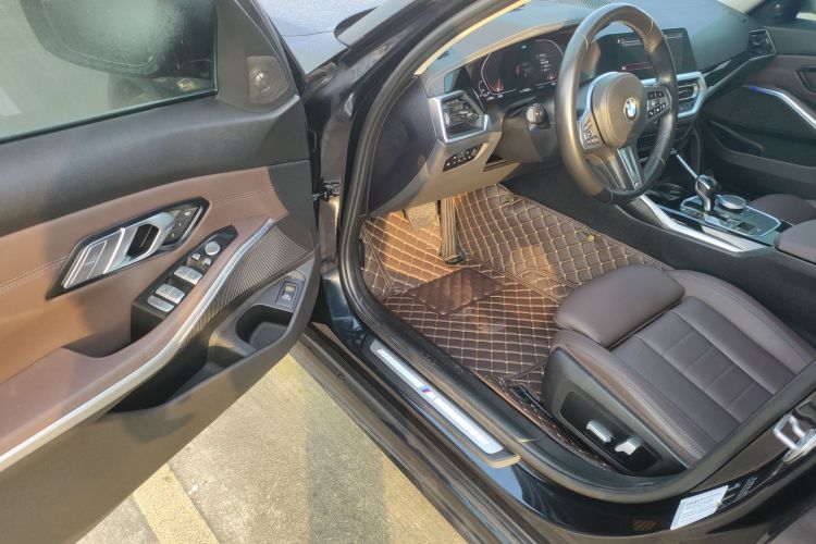 宝马3系 2020款 320Li M运动套装中控内饰20