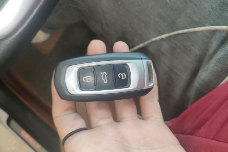 吉利汽车 博瑞 2017款 1.8T 尊贵型中控内饰11