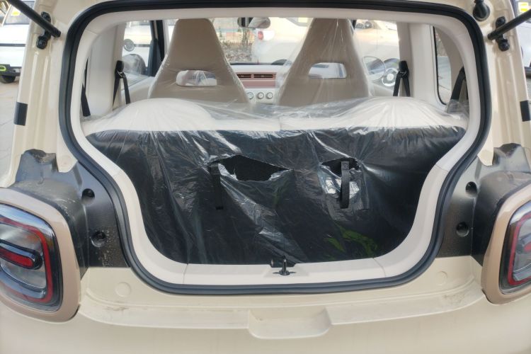 奔腾小马 2026款 222km 萌趣马 Plus局部细节23