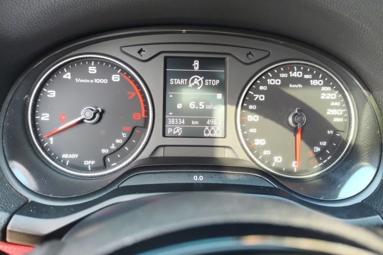 奥迪Q2L 2018款 35 TFSI 时尚动感型 国V中控内饰14