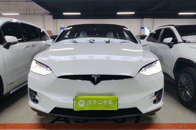 特斯拉 Model X 2019款 长续航版车身外观2