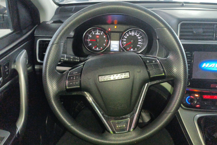 哈弗M6 2019款 1.5T 手动两驱都市型 国VI中控内饰13