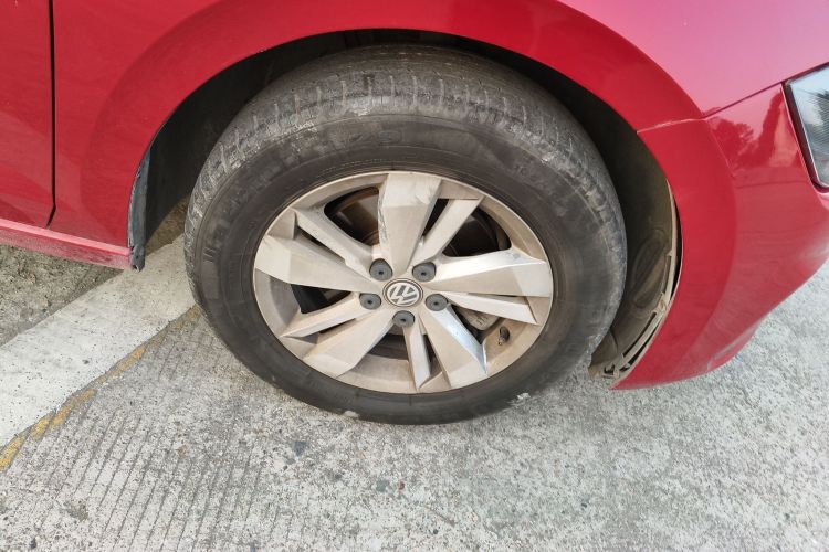 大众 Polo 2019款 Plus 1.5L 自动全景乐享版车身外观10