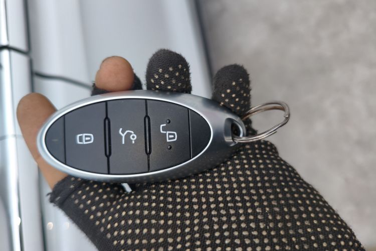 奔腾M9 2023款 2.0T 尊享型中控内饰7001