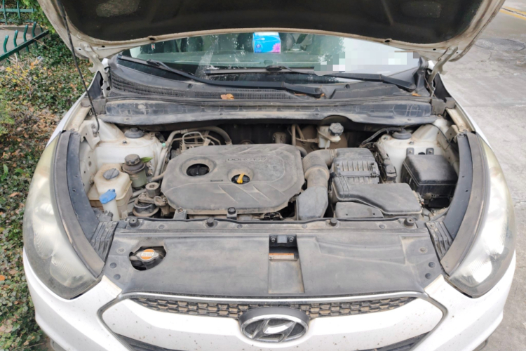 北京现代ix35 2012款 2.0L 自动两驱精英版GLS局部细节24