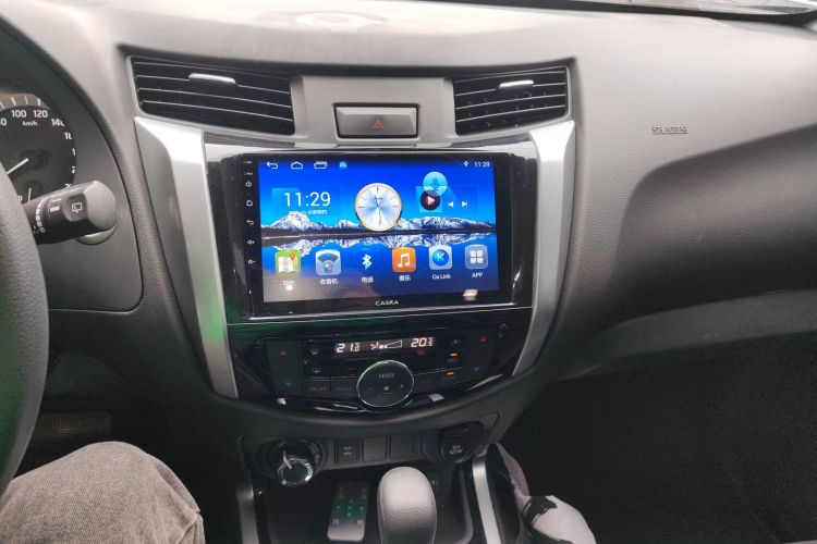 日产 途达 2018款 2.5L 自动四驱豪华版中控内饰16