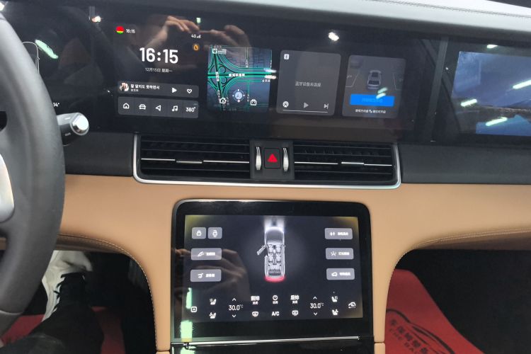 理想汽车 理想ONE 2021款 增程6座版中控内饰16