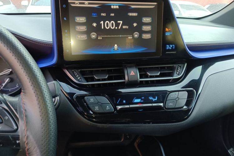 丰田C-HR 2020款 2.0L 领先版局部细节16