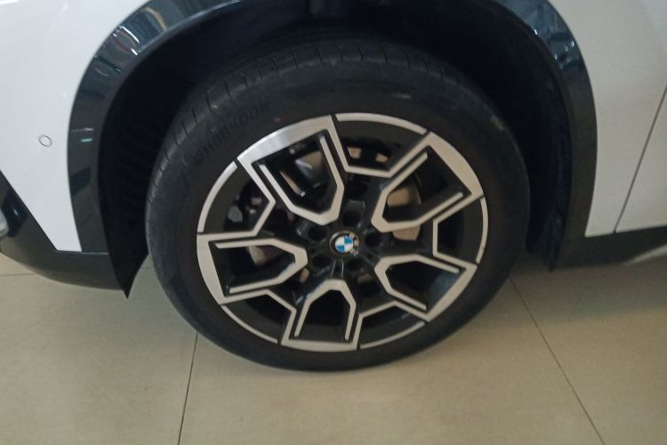 宝马X1 2023款 sDrive25Li X设计套装车身外观6003