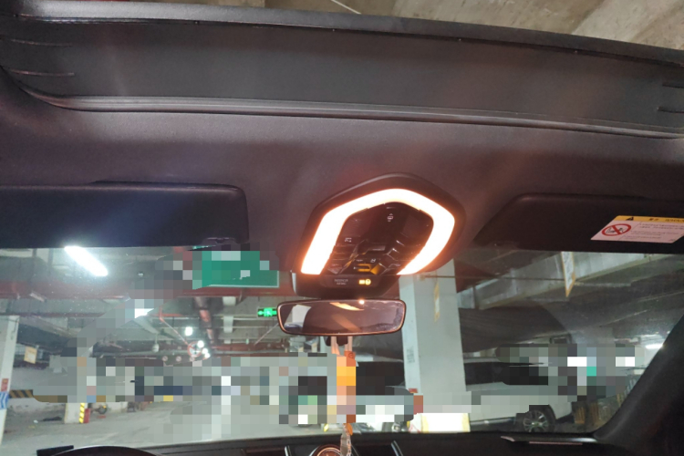 保时捷 2018款 Macan 2.0T中控内饰22