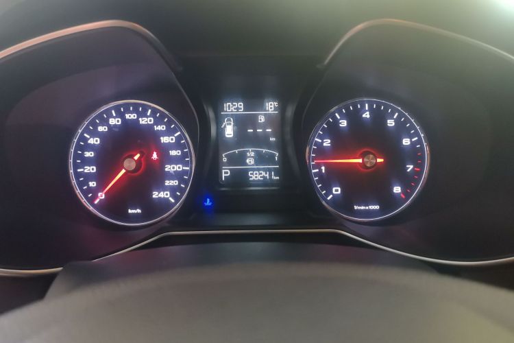 名爵 MG6 2019款 20T 自动星辉版局部细节14