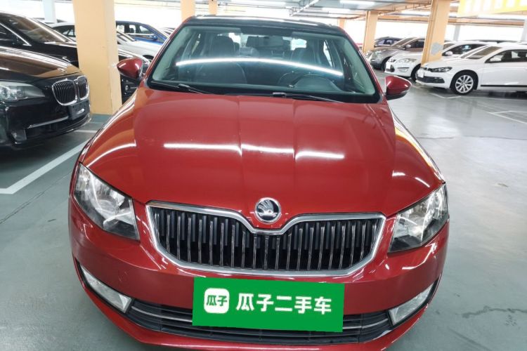 斯柯达 明锐 2015款 1.6L 自动逸俊版车身外观2