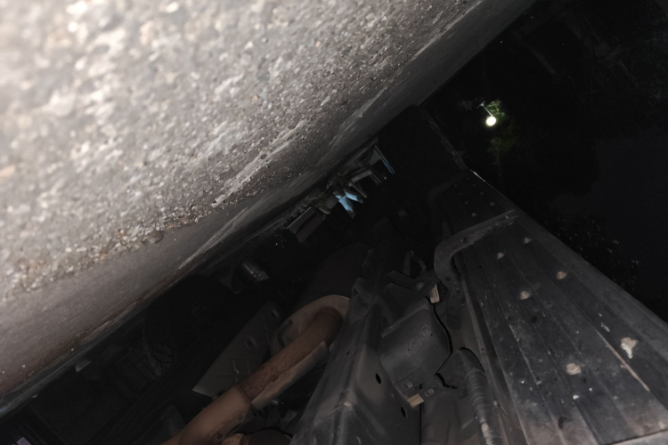 日产 途乐 2017款 5.6L 标准型局部细节9001