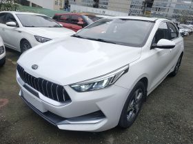 起亚K3 2019款 1.5L CVT新锐版