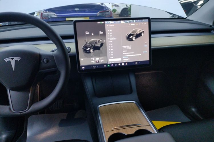 特斯拉 Model Y 2022款 改款 长续航全轮驱动版局部细节16