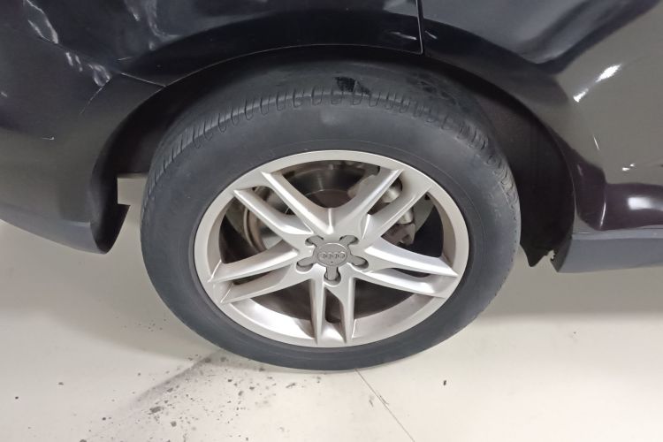 奥迪Q5 2017款 40 TFSI 舒适型车身外观6002