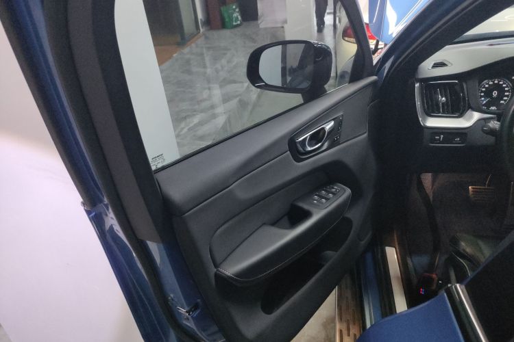 沃尔沃XC60 2020款 T5 四驱智远运动版中控内饰47