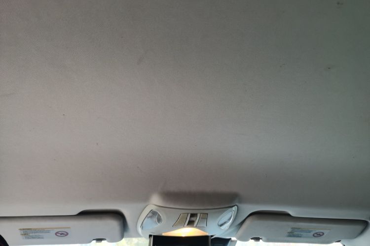 广汽传祺 传祺GS5 2014款 2.0L 自动两驱超享版中控内饰22