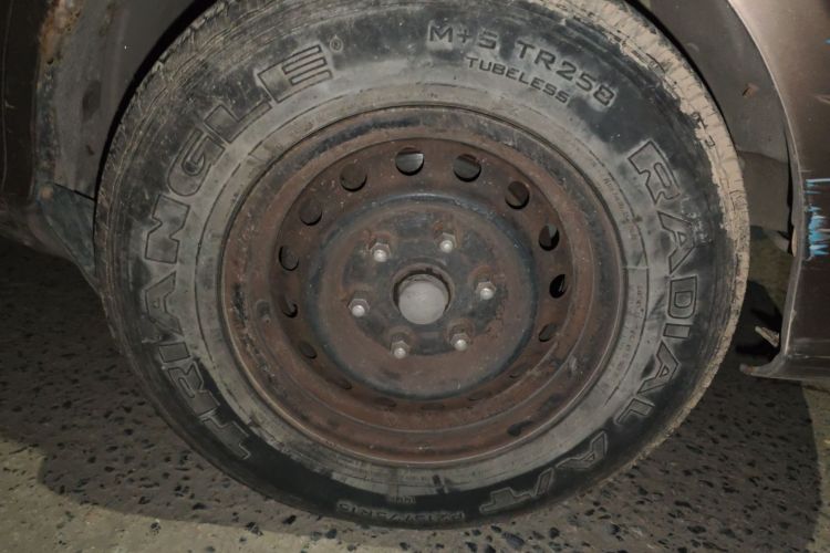 福田 蒙派克E 2016款 2.0L快运版4G63车身外观6007