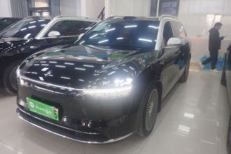 鸿蒙智行 问界M9 2024款 增程 Ultra版 42kWh 6座版