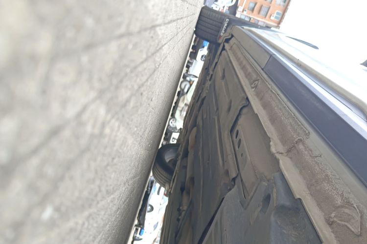 领克05 2020款 2.0TD 两驱耀Plus局部细节9002