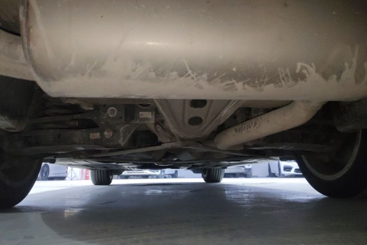 宝马3系GT 2019款 320i M运动套装局部细节9009