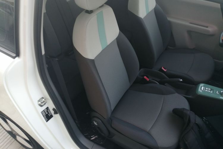 长安启源 长安Lumin 2022款 210km 香甜款局部细节41