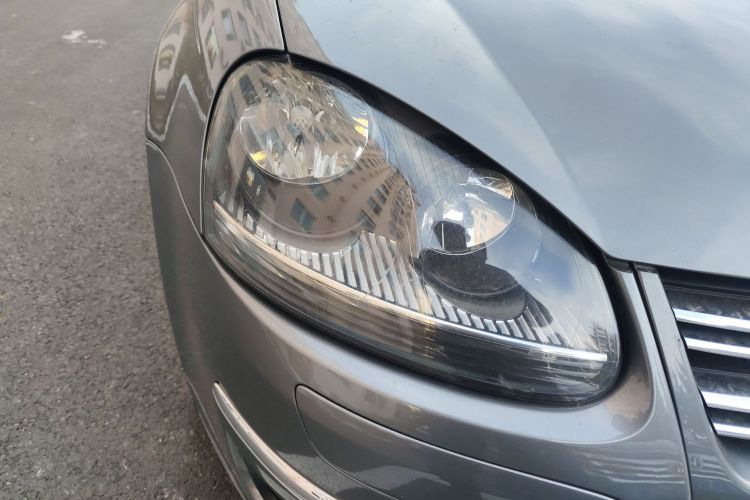 大众 速腾 2011款 1.4TSI 自动技术型车身外观6006