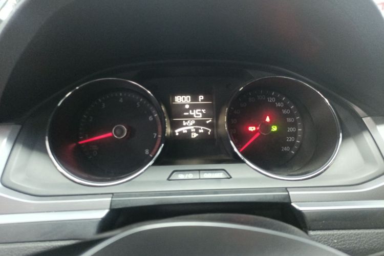 大众 2019款 宝来·传奇 1.5L 自动时尚型 国V中控内饰14