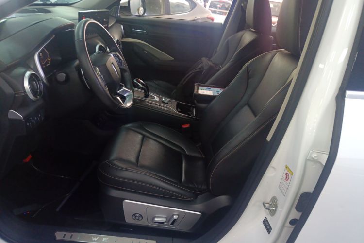 魏牌 VV6 2020款 2.0T 两驱智护+中控内饰19