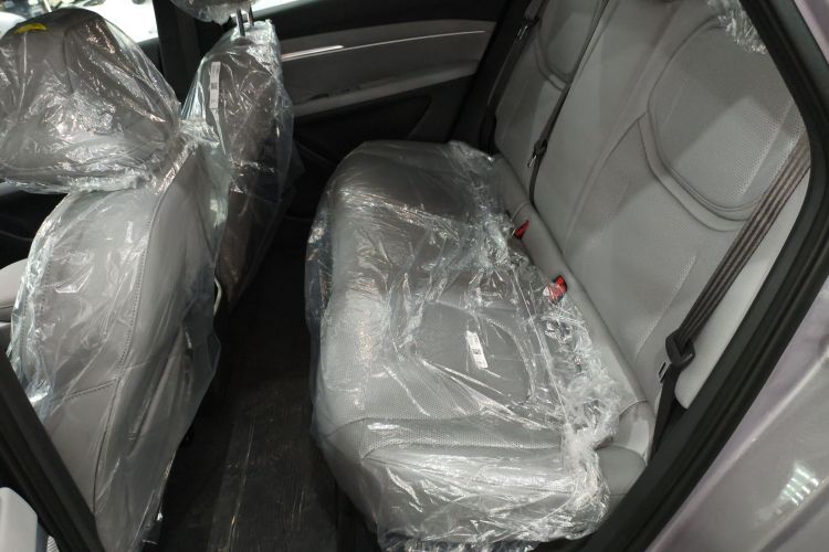 小鹏MONA M03 2025款 620 超长续航 Plus中控内饰21