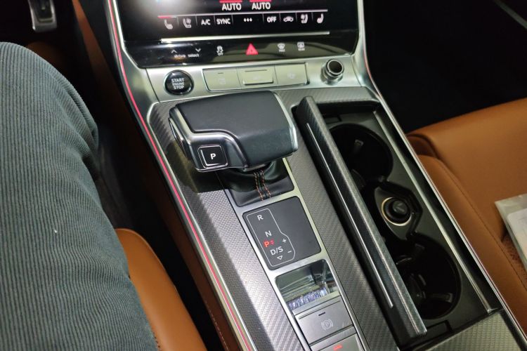 奥迪A7L 2022款 55 TFSI quattro S-line edition one先行版局部细节18