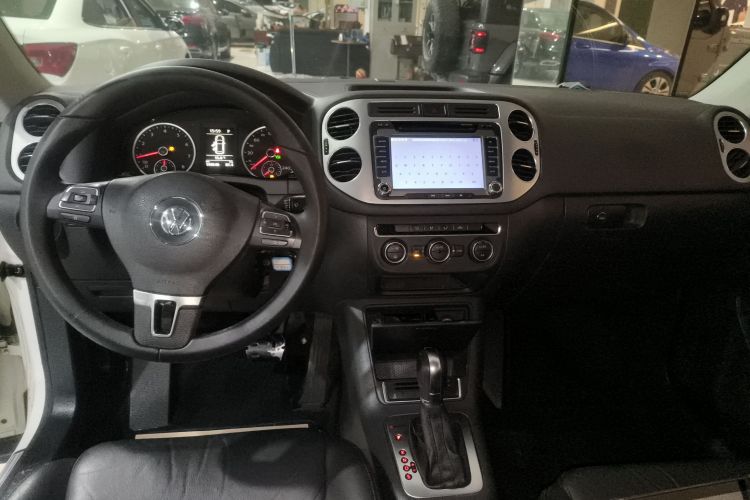 大众 途观 2013款 1.8TSI 自动四驱舒适版中控内饰12